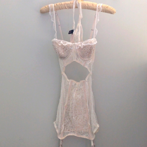 Victoria S Secret Intimates Sleepwear Nwt Victorias Secret Bridal Lingerie Set Poshmark